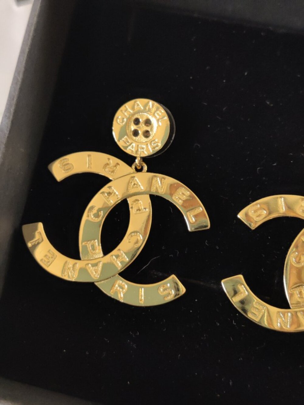 NEW Gold Tone Hi-Polished Button-Dangle Letters Runway Earrings - Picture 3 of 6
